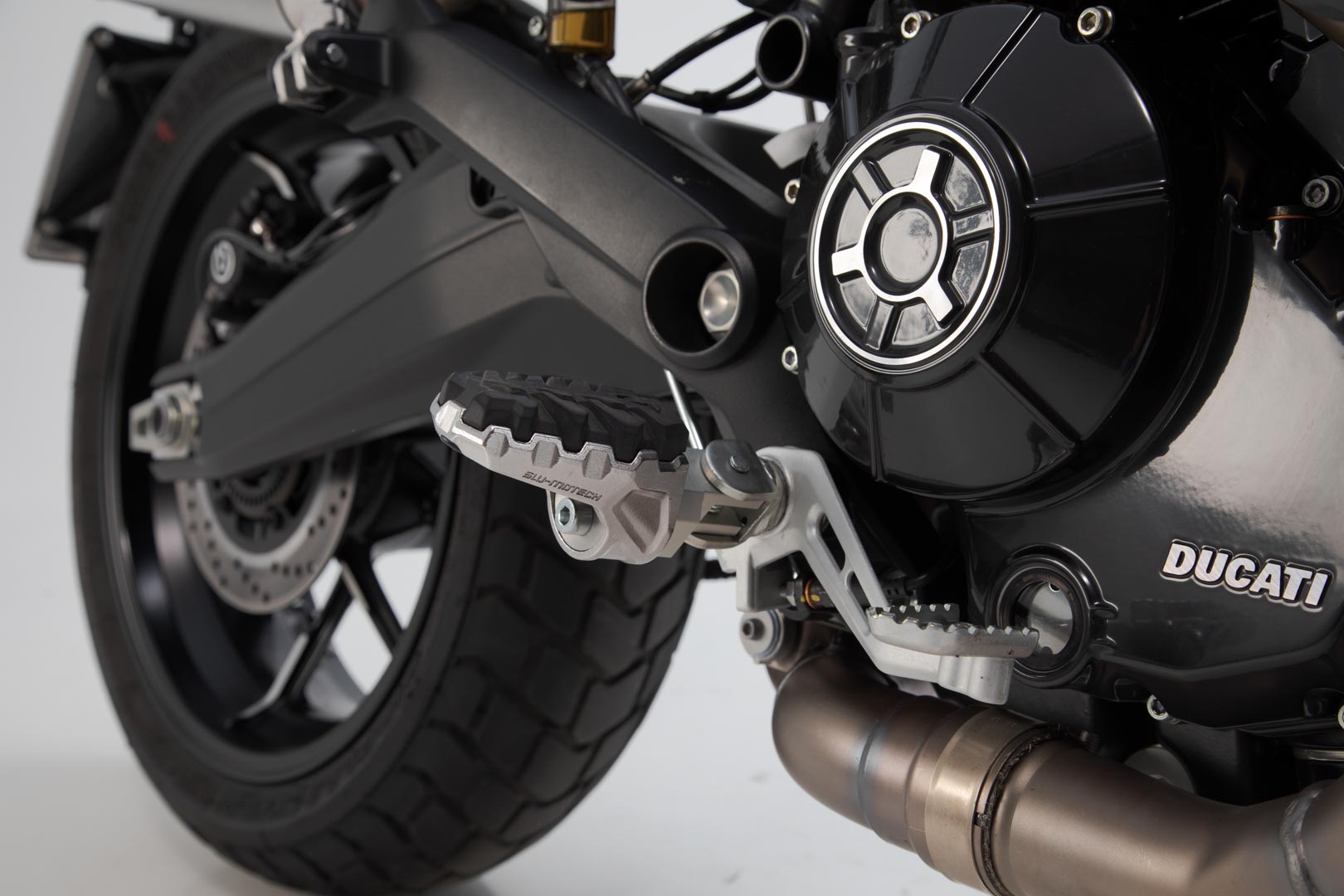 Evo Footrest Ducati/Ben Trk502X (18-22)