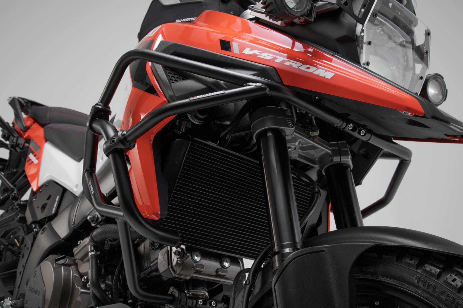 Upper Crashbar Suzuki Dl1050 (20-24)